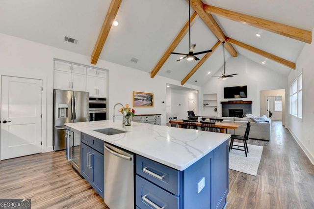 612 Walker Court, Canton, GA 30115
