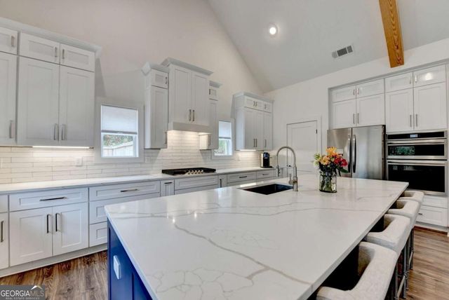 612 Walker Court, Canton, GA 30115
