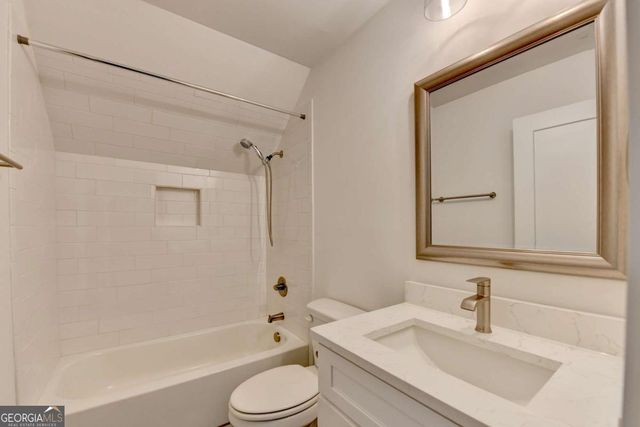 612 Walker Court, Canton, GA 30115