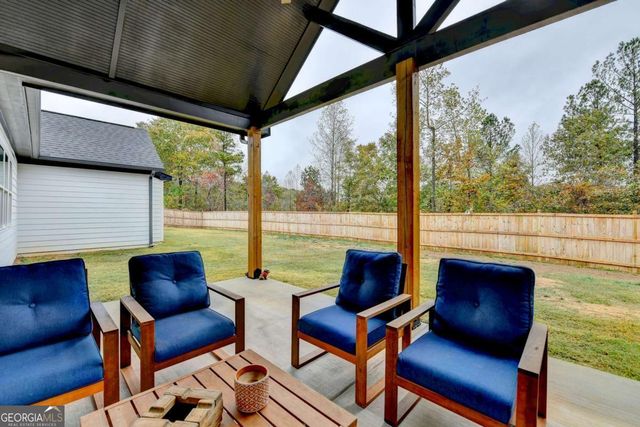 612 Walker Court, Canton, GA 30115