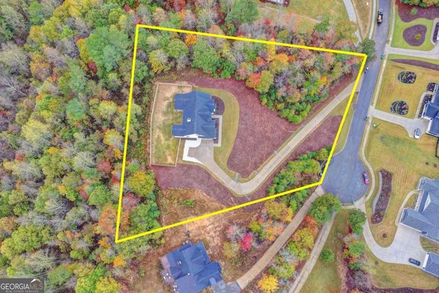 612 Walker Court, Canton, GA 30115