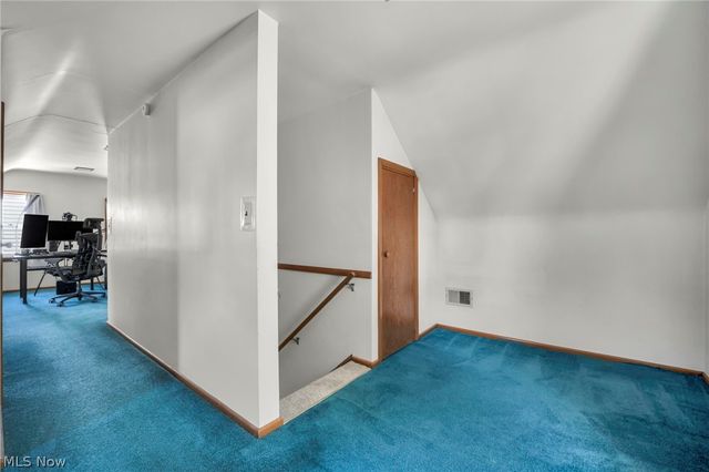 424 E 326th Street, Willowick, OH 44095