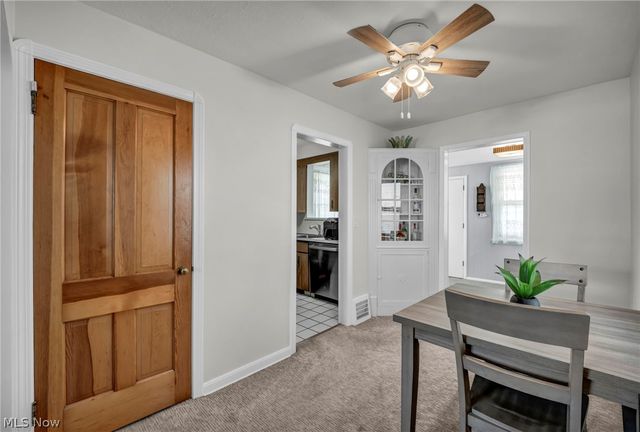424 E 326th Street, Willowick, OH 44095