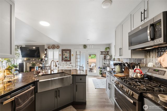 103 Corrin Court NW, Orting, WA 98360