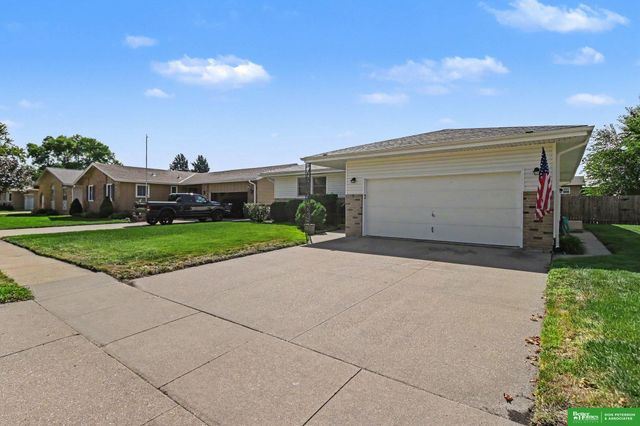 2023 E Dodge Street, Fremont, NE 68025