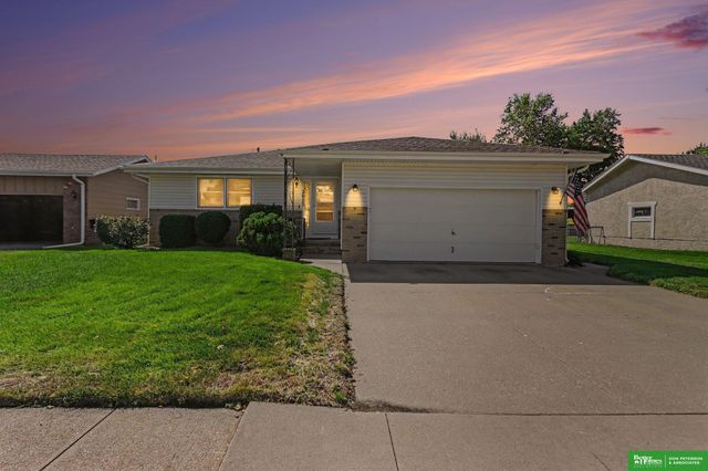 2023 E Dodge Street, Fremont, NE 68025