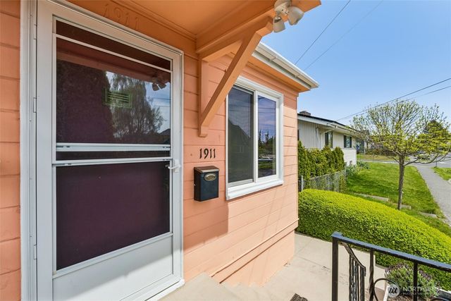 1911 13th Street, Everett, WA 98201