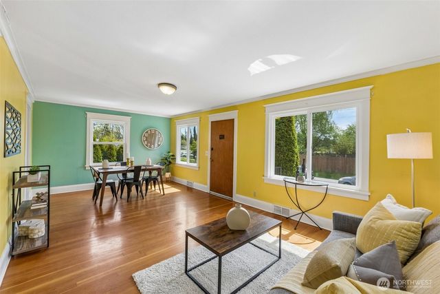 1911 13th Street, Everett, WA 98201