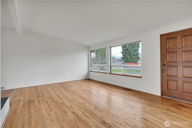 1361 S 279th Street, Des Moines, WA 98198