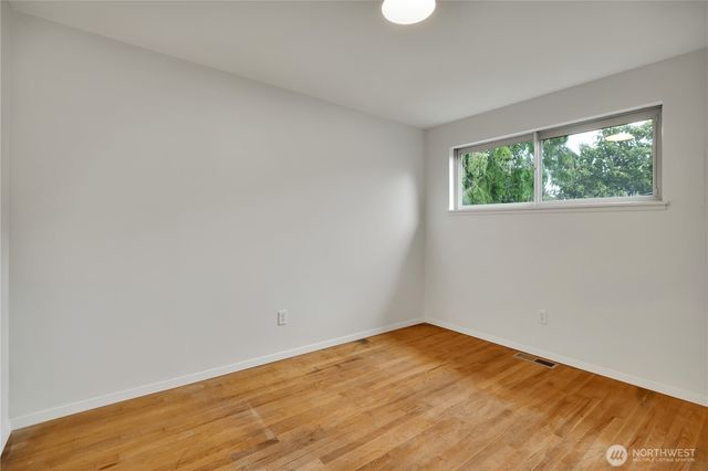 1361 S 279th Street, Des Moines, WA 98198