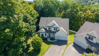 16 Margerie View Drive 16, Danbury, CT 06811