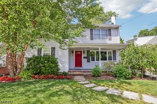 11 Woodward Ave, Bloomingdale Boro, NJ 07403