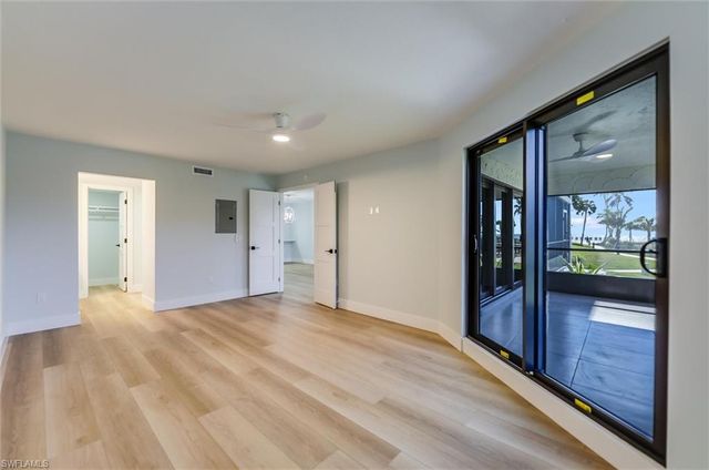 2445 W Gulf DR 6D, Sanibel, FL 33957