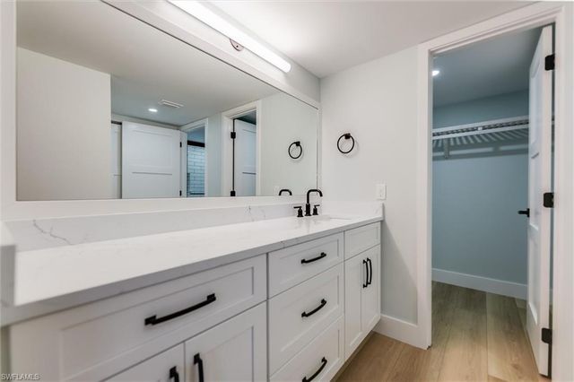 2445 W Gulf DR 6D, Sanibel, FL 33957