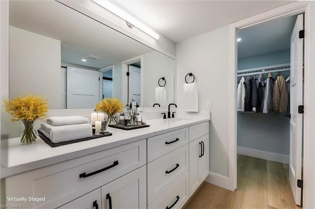 2445 W Gulf DR 6D, Sanibel, FL 33957