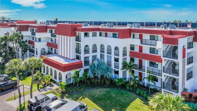 2445 W Gulf DR 6D, Sanibel, FL 33957
