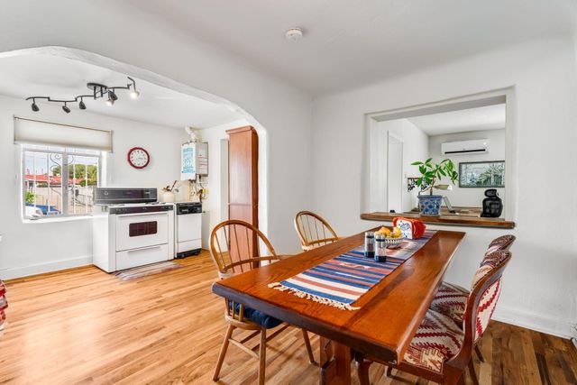406 Atrisco Drive SW, Albuquerque, NM 87105
