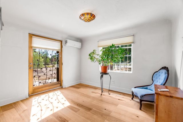 406 Atrisco Drive SW, Albuquerque, NM 87105