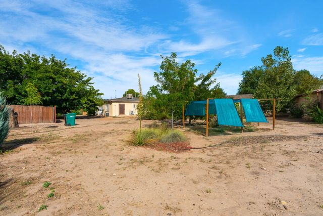 406 Atrisco Drive SW, Albuquerque, NM 87105