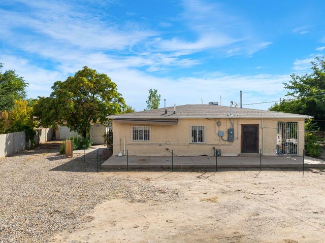 406 Atrisco Drive SW, Albuquerque, NM 87105
