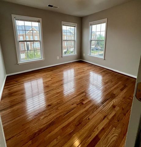 25130 CUTGRASS TER, Aldie, VA 20105