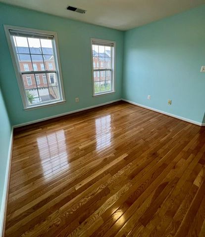 25130 CUTGRASS TER, Aldie, VA 20105