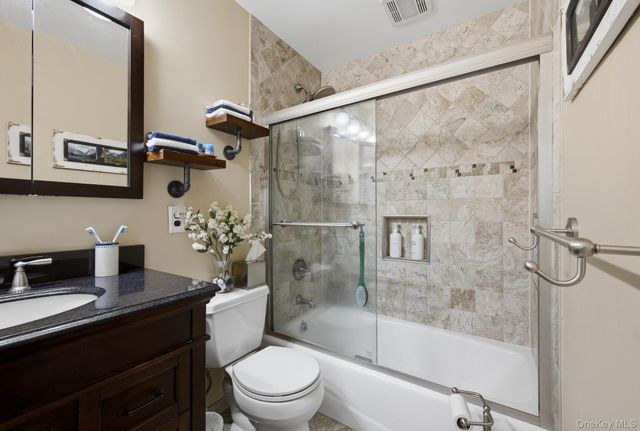 71 E 17th Street, Huntington Station, NY 11746