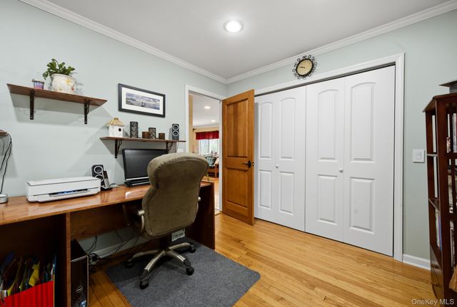 71 E 17th Street, Huntington Station, NY 11746
