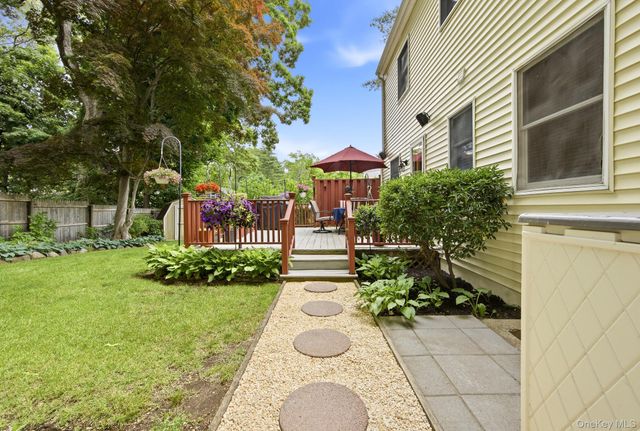 71 E 17th Street, Huntington Station, NY 11746