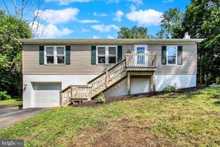 4953 LINCOLNWOOD DR, York, PA 17408