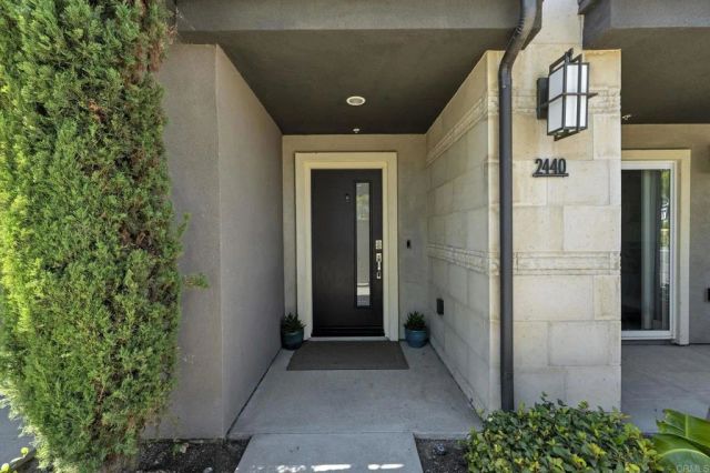 2440 Via Alta, San Diego, CA 92108