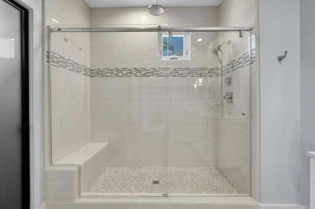 2440 Via Alta, San Diego, CA 92108