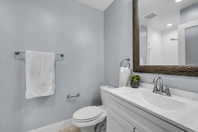 2440 Via Alta, San Diego, CA 92108