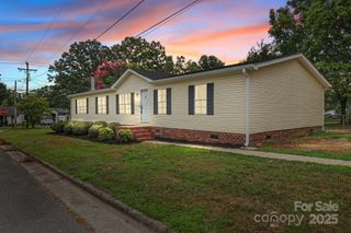 2008 Woodlawn Street 79, Kannapolis, NC 28083