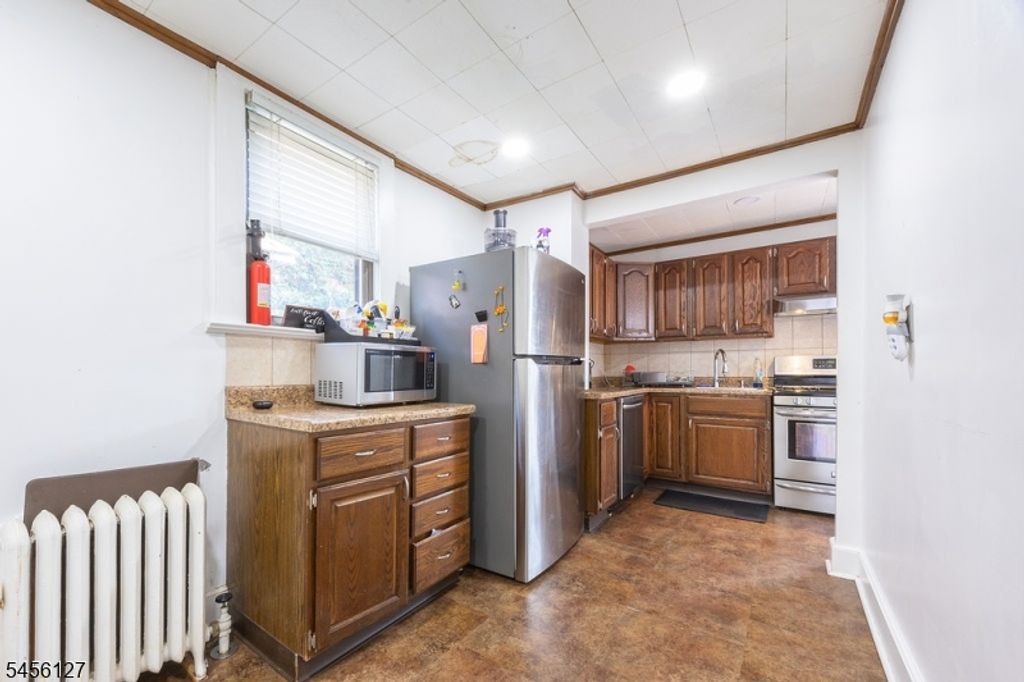 420 Dewitt Ave, Belleville Twp., NJ 07109 — photo 4