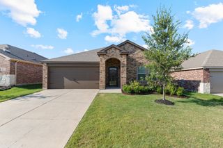 936 English Drive, Aubrey, TX 76227