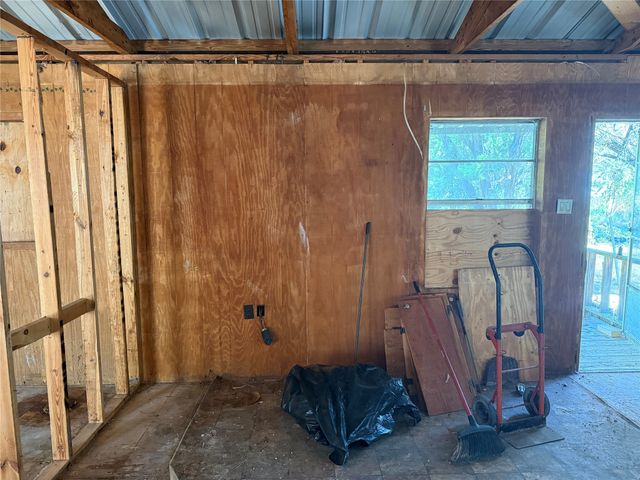 103 Valasta Street, Whitney, TX 76692