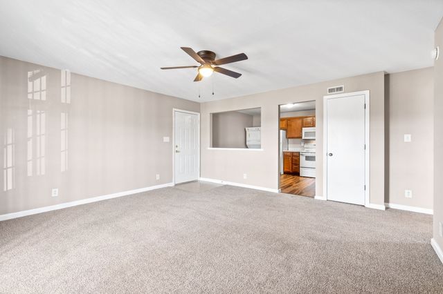426 Jack Miller Blvd Apt E, Clarksville, TN 37042