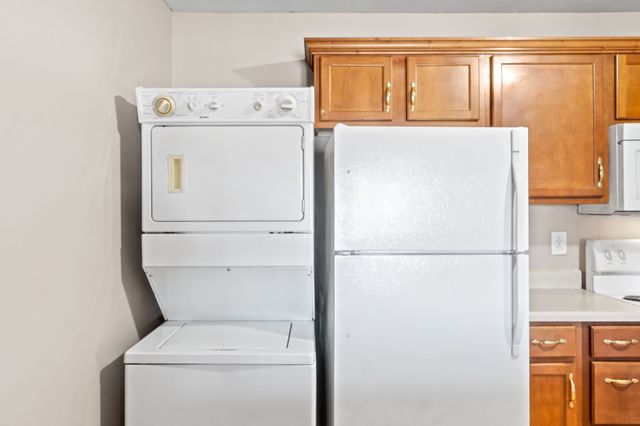 426 Jack Miller Blvd Apt E, Clarksville, TN 37042