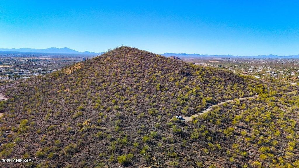 Image 16 of property listing at TBD S Villa Sueno Lejos 10 Acres -- --, Tucson, AZ 85746