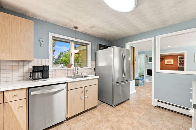 188 Baldwin Ave, Framingham, MA 01701