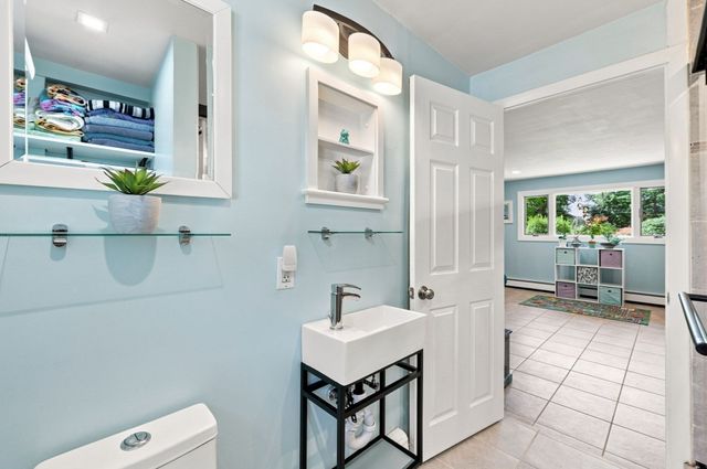 188 Baldwin Ave, Framingham, MA 01701