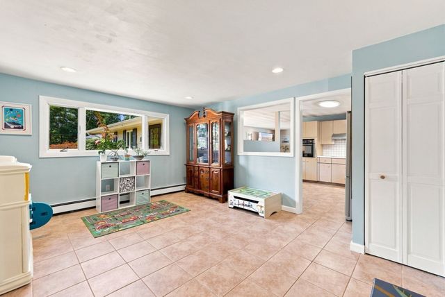 188 Baldwin Ave, Framingham, MA 01701