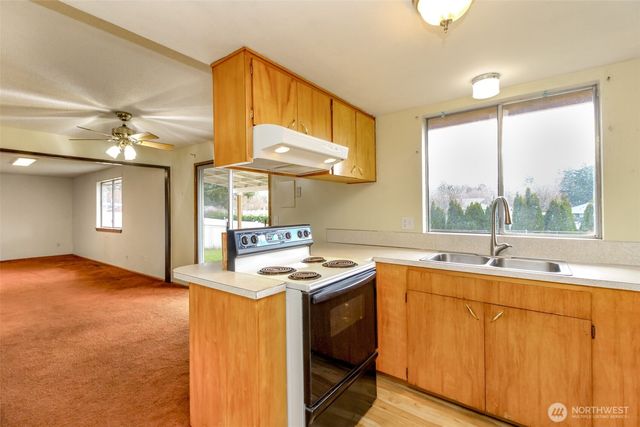 2155 Mitchell Rd, Port Orchard, WA 98366