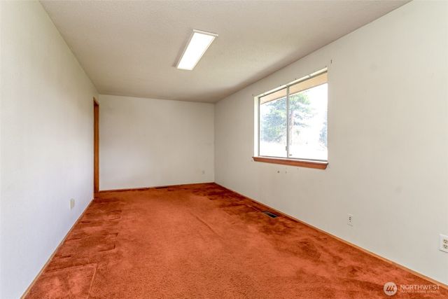 2155 Mitchell Rd, Port Orchard, WA 98366