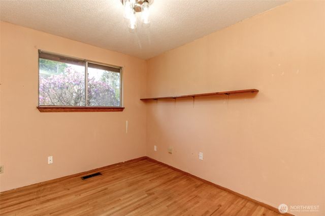 2155 Mitchell Rd, Port Orchard, WA 98366