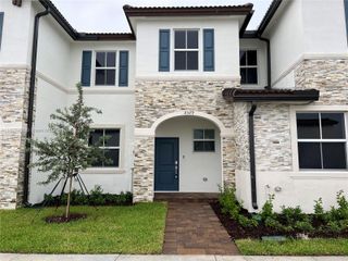 2329 NW 122nd Ter ., Miami, FL 33167