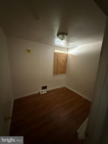 803 W 7TH ST, Wilmington, DE 19801