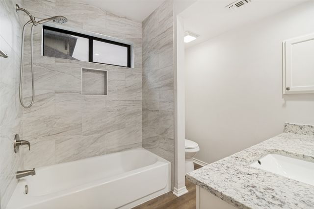 521 Clear Springs Drive, Mesquite, TX 75150