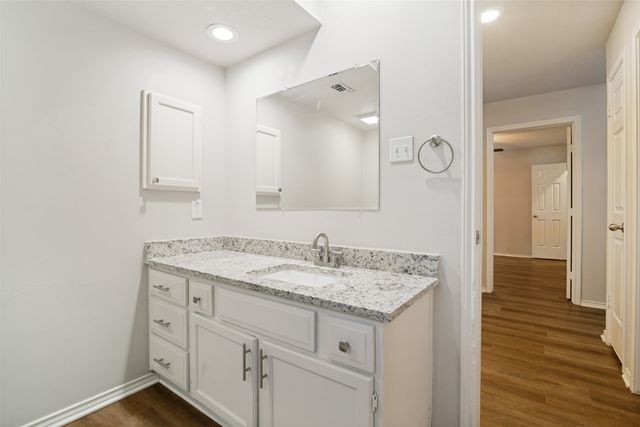 521 Clear Springs Drive, Mesquite, TX 75150